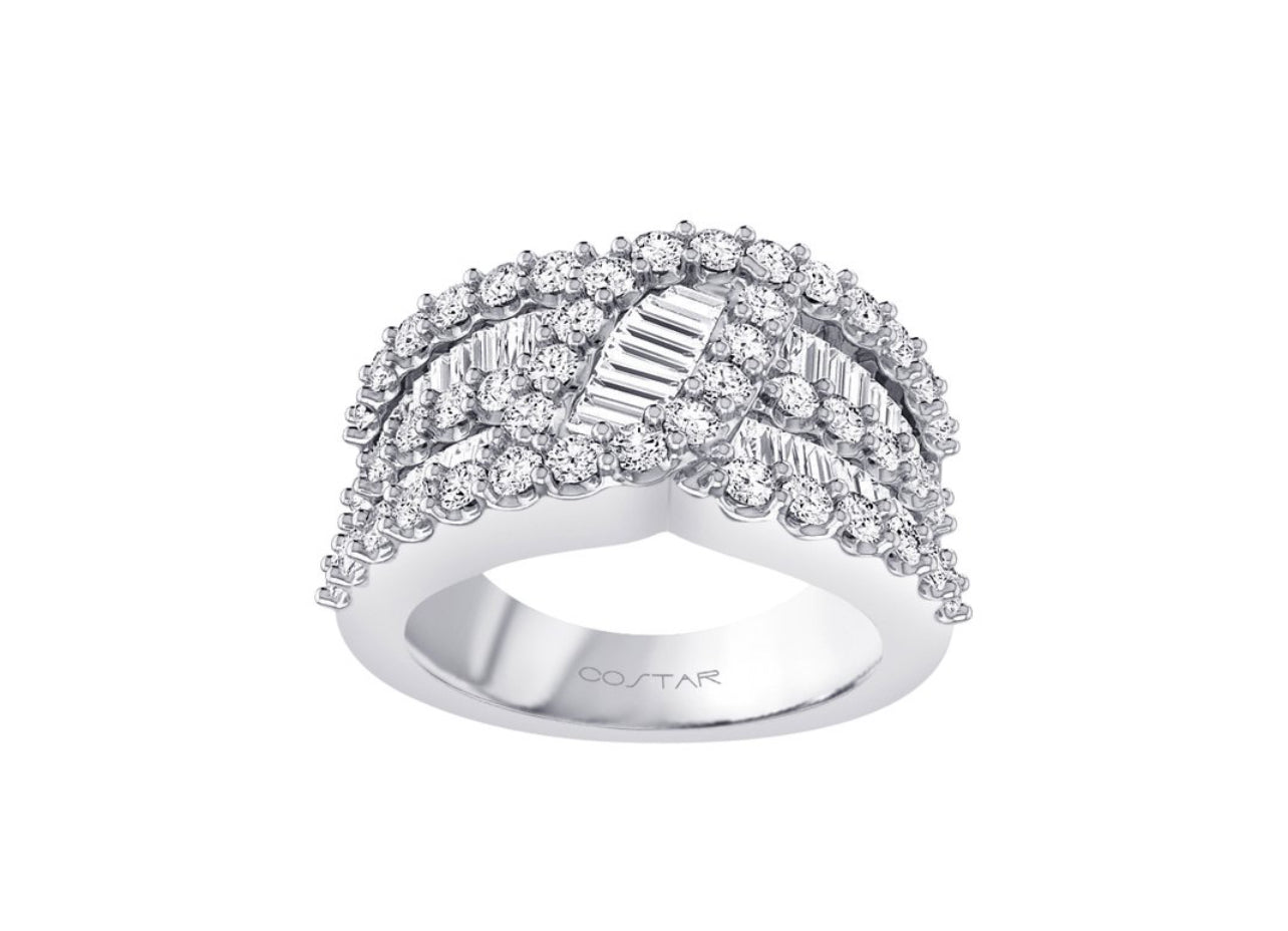 14K Fancy Round and Baguette Diamond Band