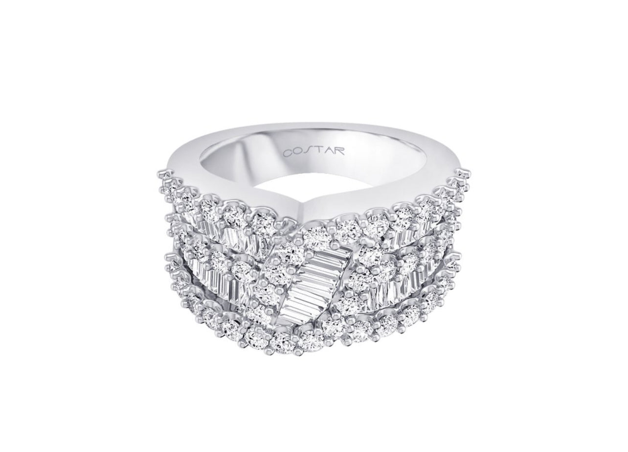 14K Fancy Round and Baguette Diamond Band